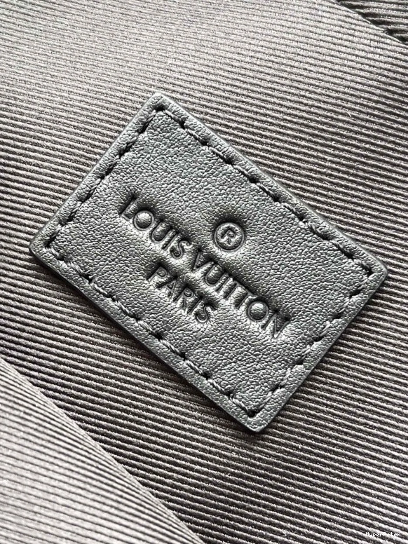 Alpha-11.0*18.5*6.5CM Nano LOUIS VUITTON 0803
